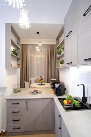 Signature Apartment, Balcony, Courtyard View | Private kitchen - BB Residence Sololaki (T'bilisi)