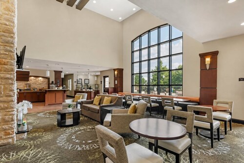 Hearing Accessible Studio Suite | Free Breakfast