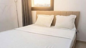 Bügeleisen/Bügelbrett, WLAN, Bettwäsche