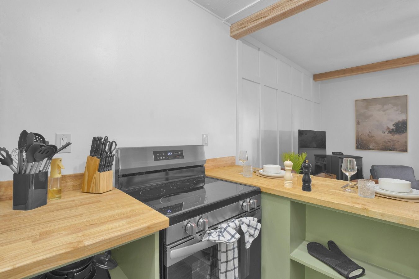Share intimate meals and good wine in a kitchen built for culinary moments.
