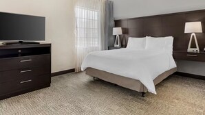 In-room safe, iron/ironing board, WiFi (free), bed sheets