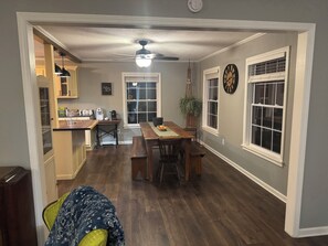 Unclassified image, 4 of 17, button - Secluded Freshly Remolded 3-bedroom house outside Harrison surrounded by woods (Harrison)