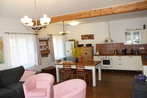 Living area - Spend peaceful time in the large house or spacious garden next to National Park (Bílý Potok)