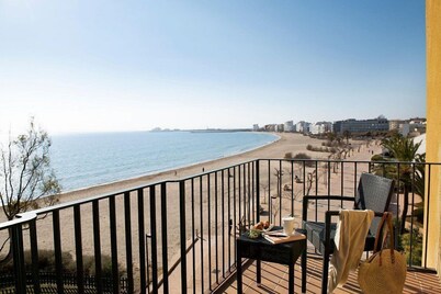 Beachfront Location | Sea view | Pool On-site