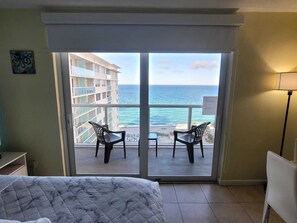 Room - Hermoso estudio para 4 personas con balcon y vista al mar STR02214 (Sunny Isles Beach)