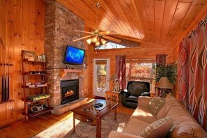 Living area - A New Beginning Cabin Rental (Sevierville)