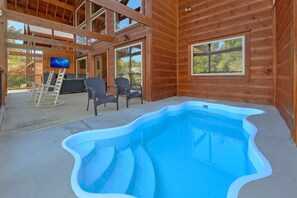 Pool - A River Retreat Cabin Rental (Pigeon Forge)