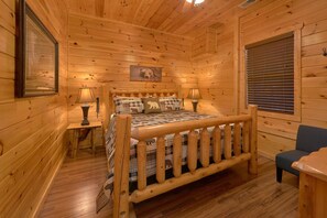 Room - Bear Cove Lodge Cabin Rental (Pigeon Forge)