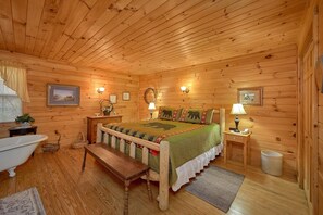 Room - Gray's Place Cabin Rental (Pigeon Forge)