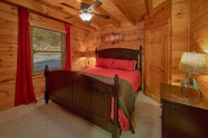 Room - Major Oaks Cabin Rental (Pigeon Forge)