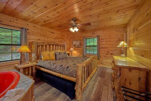 Room - One More Night Cabin Rental (Pigeon Forge)