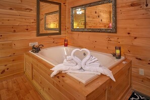 Bathroom - Our Happy Place Cabin Rental (Pigeon Forge)