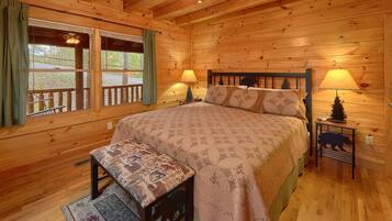 3 bedrooms, internet, bed sheets