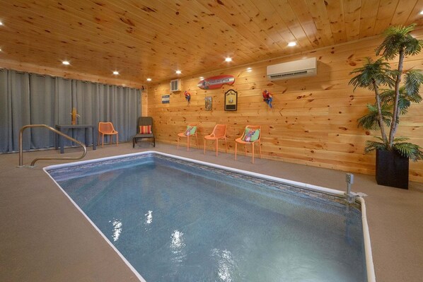 Pool - Swimming Hole Cabin Rental (Pigeon Forge)