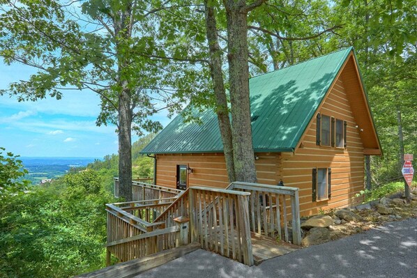 Exterior - The Overlook Cabin Rental (Pigeon Forge)