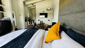 Unclassified image, 4 of 26, button - Experience Elevated Living in Dainfern's Panorama Suite (Johannesburg)