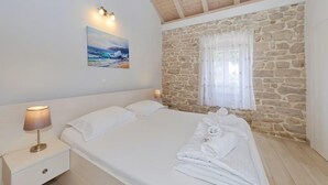 Unclassified image, 5 of 30, button - Nice home in Debeljak with private swimming pool, can be inside or outside (Debeljak)