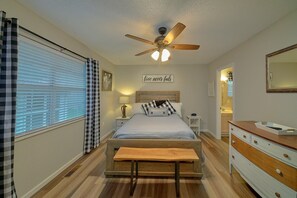 Room - Mill Creek Cottage Vacation Home (Pigeon Forge)