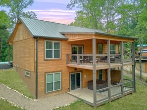 Exterior - A Peaceful Haven Cabin Rental (Wears Valley)