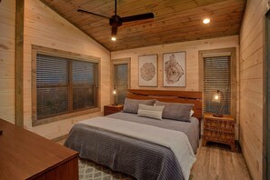 Room - Gatlinburg Splash Cabin Rental (Gatlinburg)