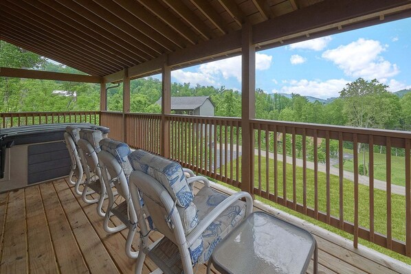Property grounds - Mountain Melody Cabin Rental (Gatlinburg)