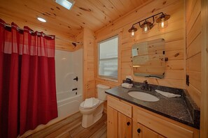 Bathroom - Mountain Melody Cabin Rental (Gatlinburg)