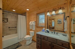 Bathroom - A Lazy Bear Log Cabin Rental (Gatlinburg)