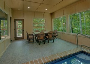 Dining - Never Gonna Leave Cabin Rental (Wears Valley)
