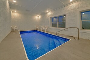 Pool - Huckleberry Lodge Cabin Rental (Pigeon Forge)