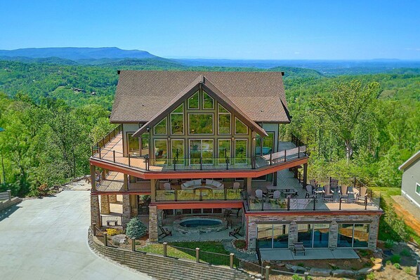 Exterior - KB Lodge Cabin Rental (Gatlinburg)
