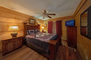 Room - Bear Creek Ridge Cabin Rental (Wears Valley)