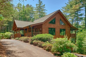 Exterior - Hidden Escape Cabin Rental (Sevierville)