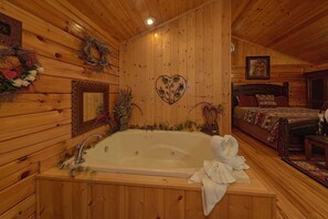 Bathroom - Cherokee Nights Cabin Rental (Sevierville)