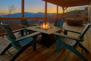 Unclassified image, 5 of 28, button - Sunrise Mountain Vista Cabin Rental (Gatlinburg)