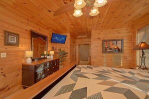 Room - Lookout Lodge Cabin Rental (Wears Valley)