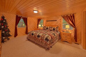 Room - Southern Charm Cabin Rental (Wears Valley)