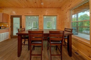 Dining - Big Bad John's Cabin Rental (Wears Valley)