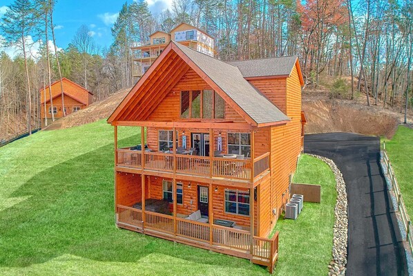 Exterior - Brooks Haven Cabin Rental (Pigeon Forge)