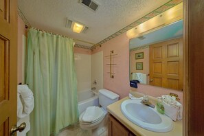 Bathroom - Our Mountain Home Condo Rental (Gatlinburg)