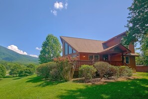 Exterior - Palmer's Place Cabin Rental (Sevierville)