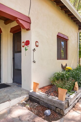 #1 Poppy Studio @ Taos Lodging - Hot Tub+ A/C