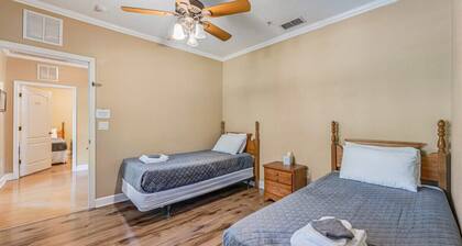 The Chaz Hotel: Crystal River Suite