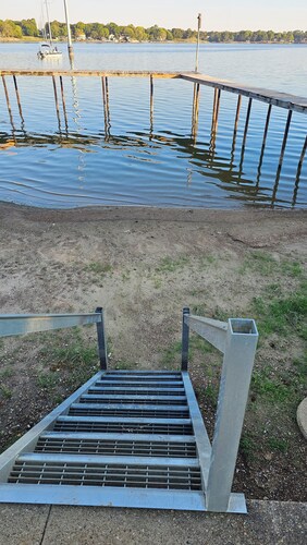 Soaring Elevated Vast Lake Views from the Coolest Vantage Point and Park