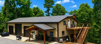NEW: Bring the Whole Crew - 2 Private Units Near Beaver Lake - Sleeps 9