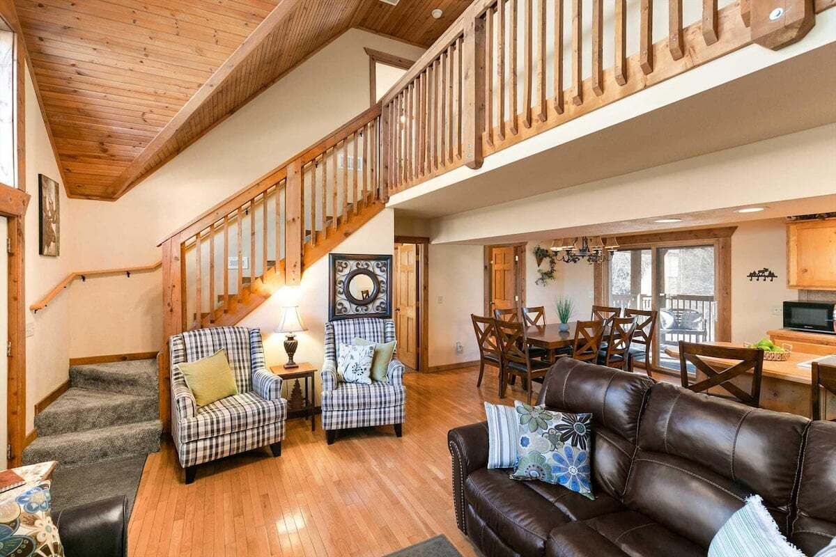 Stonebridge Lodge W Onsite Golf Course & More_near Silver Dollar City - Rockaway Beach, MO