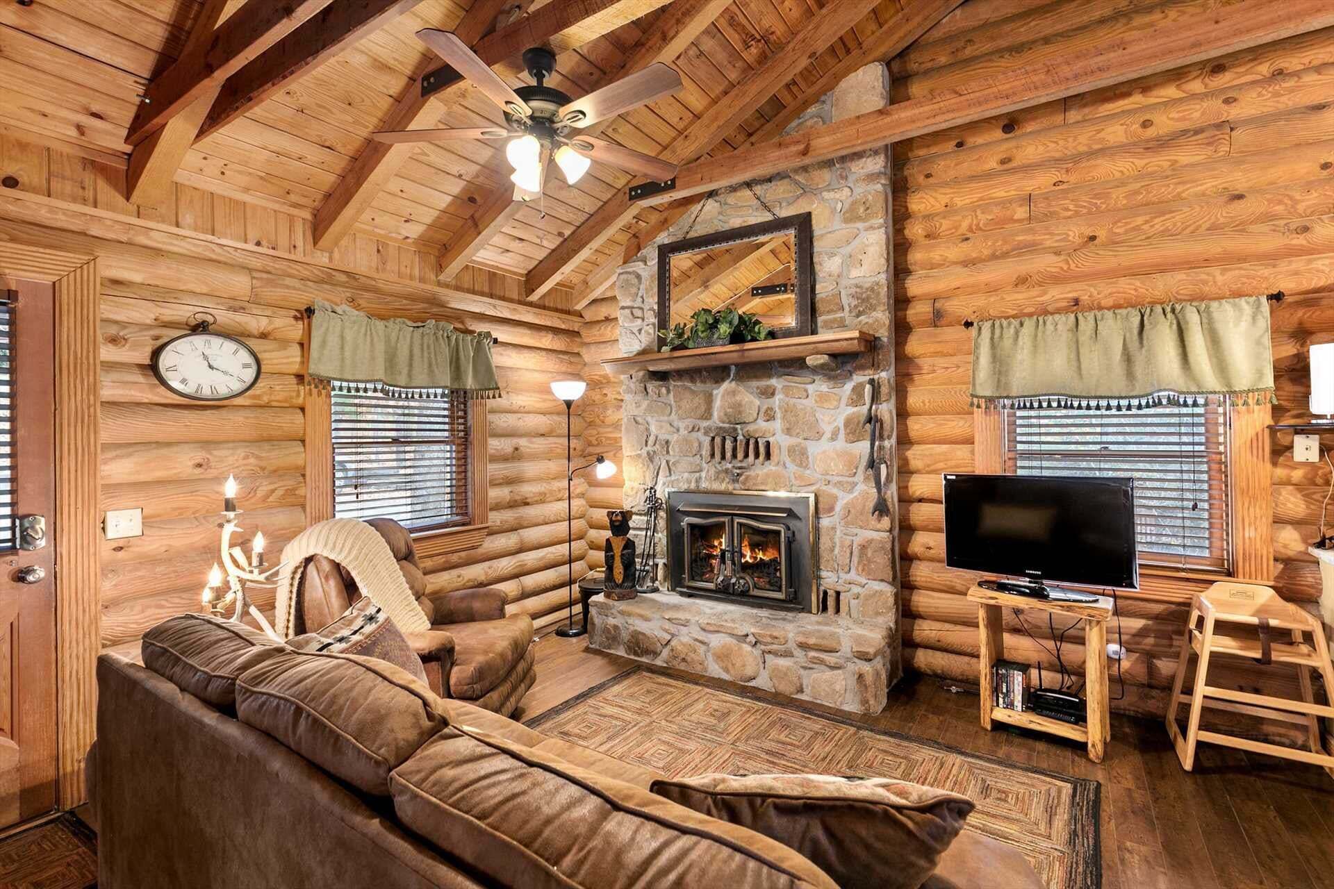 Smart TV y chimenea 