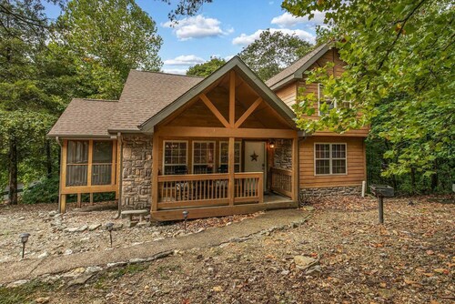 Beautiful Lodge near Silver Dollar City, Private Fishing Lake