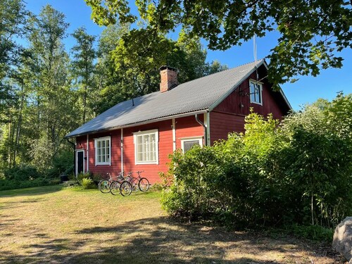 Serene 3-bedroom cottage in charming Loviisa awaits you