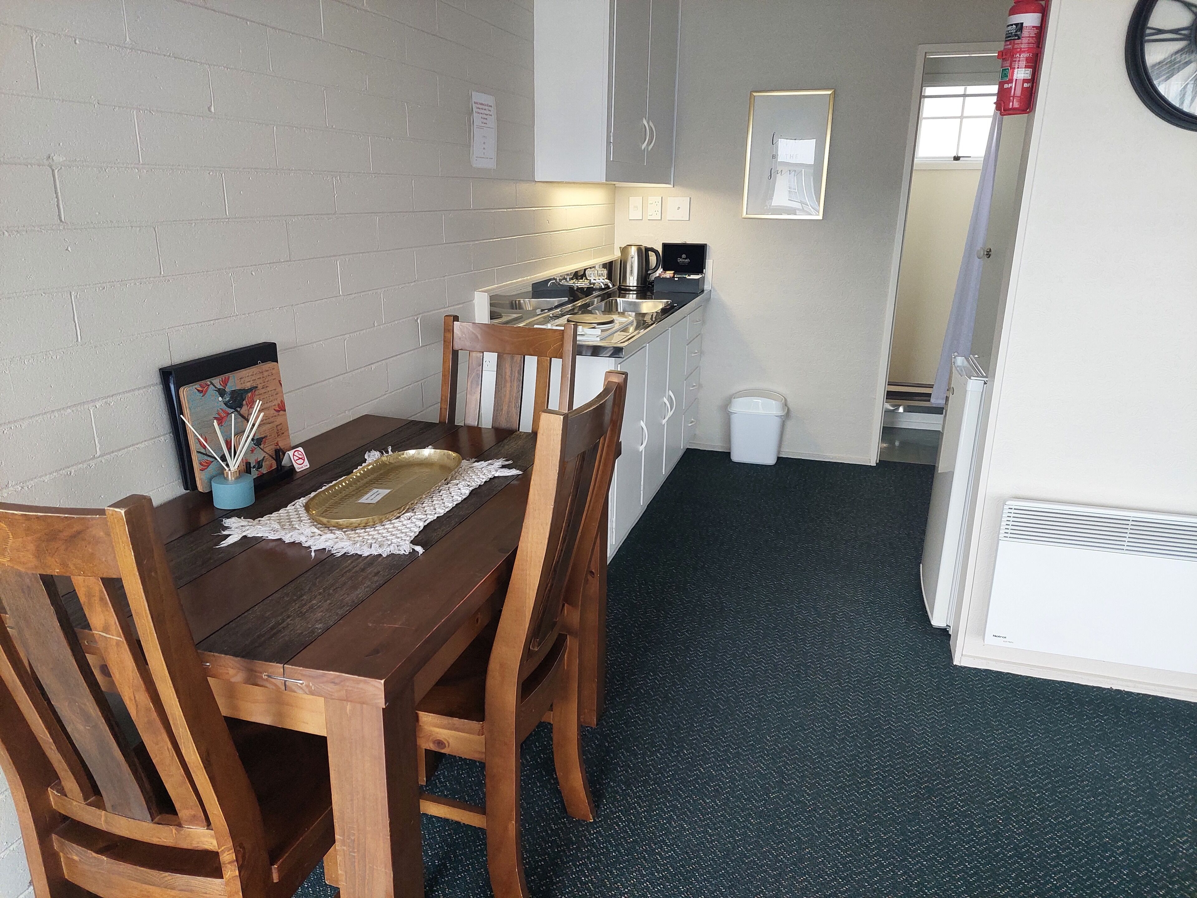 Standard Apartment, 1 Bedroom | Dining