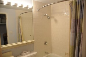 Bathroom - Sugarloaf Mountain Gondola Village C2194 (Carrabassett Vly)